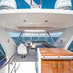Azimut 50 Fly Galley Up