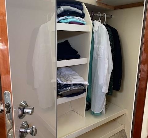 Azimut 46