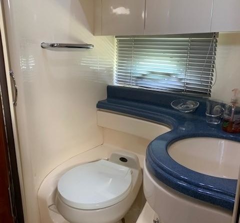 Azimut 46