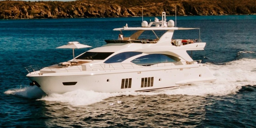 Azimut 84