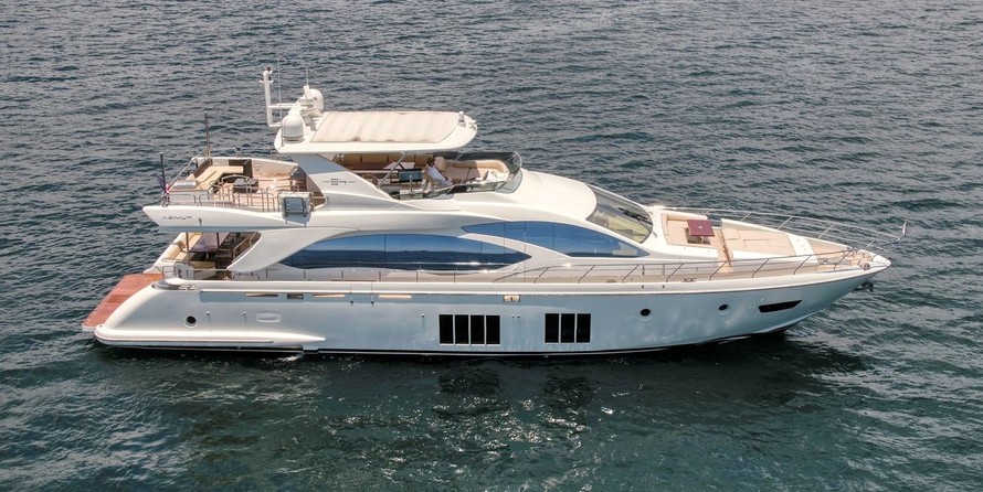Azimut 84