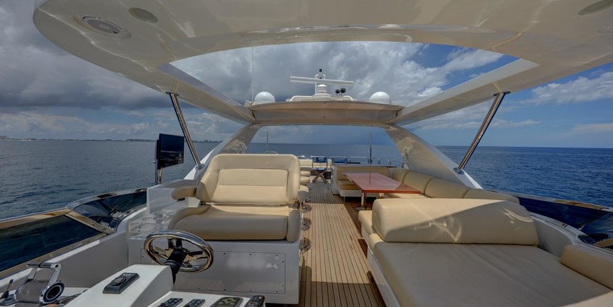 Azimut 84