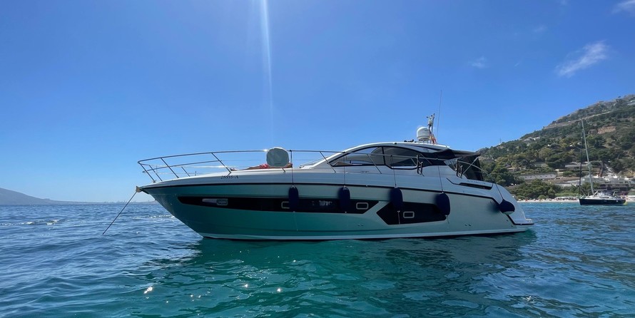 Azimut Atlantis 43
