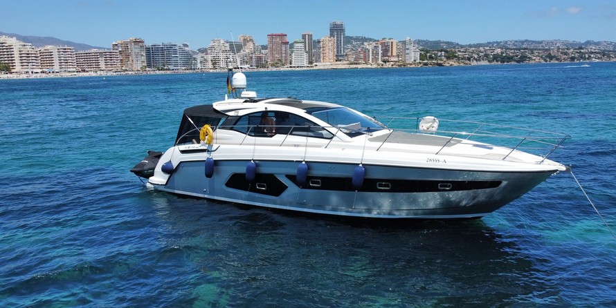 Azimut Atlantis 43