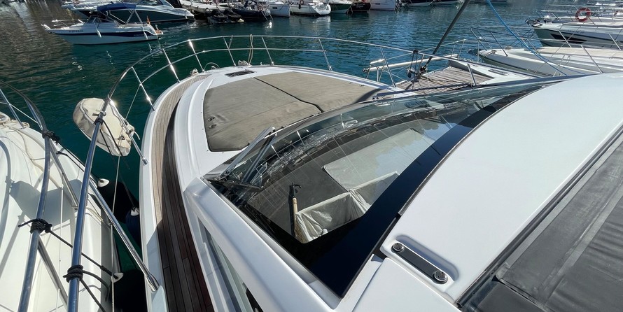 Azimut Atlantis 43