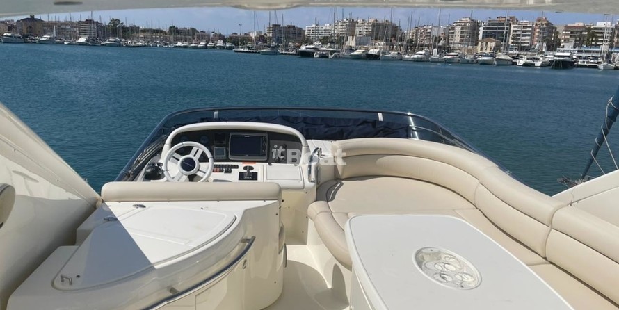 Azimut 62E