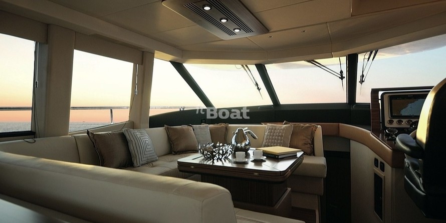 Azimut Magellano 53