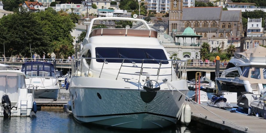 Azimut 55E