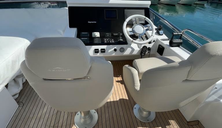 Azimut 66