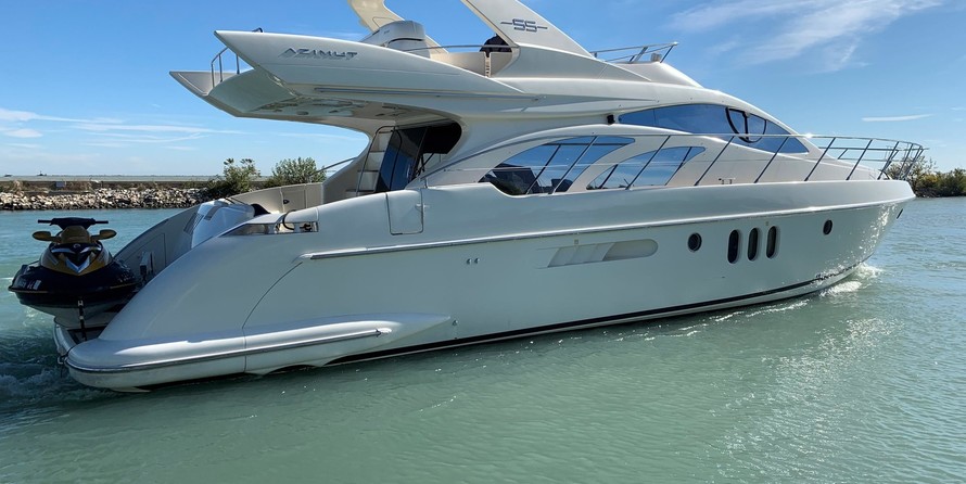 Azimut 55