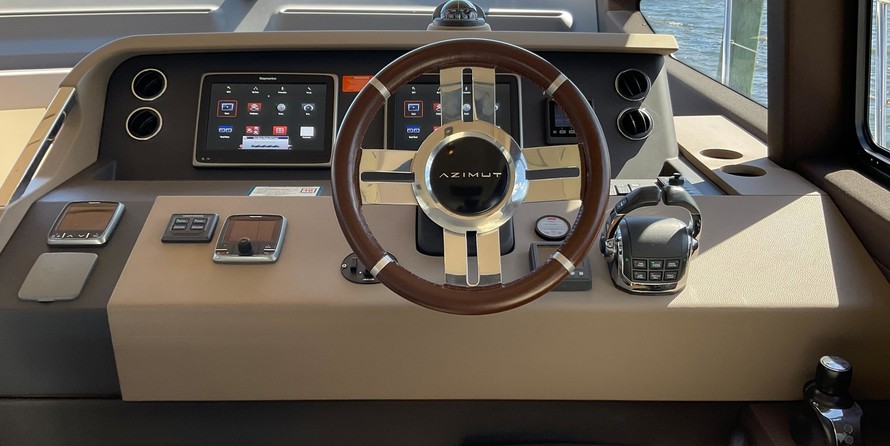 Azimut 50