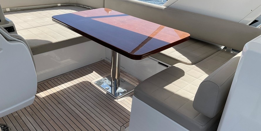 Azimut 50