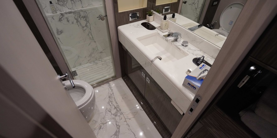 Azimut Grande 30 METRI