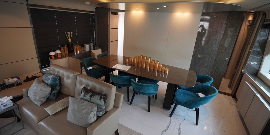 Azimut Grande 30 METRI