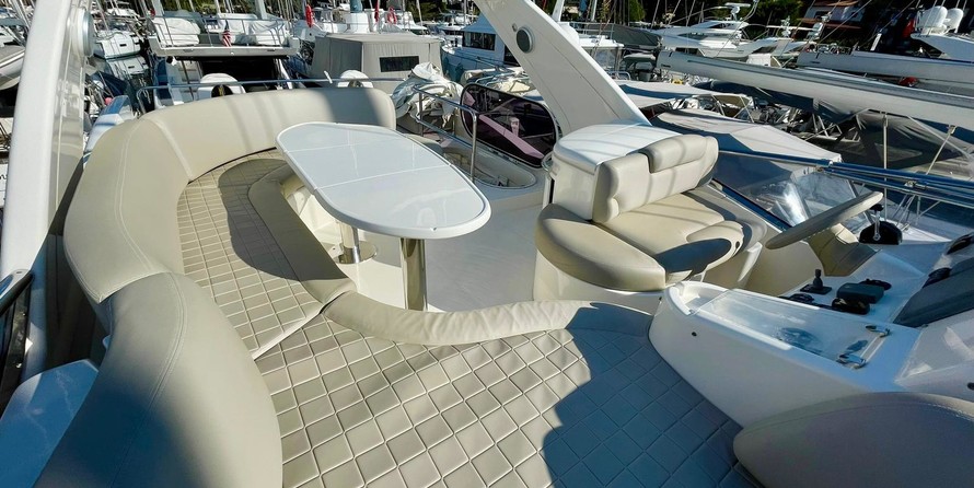 Azimut 50