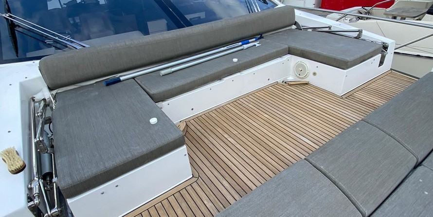 Azimut 66