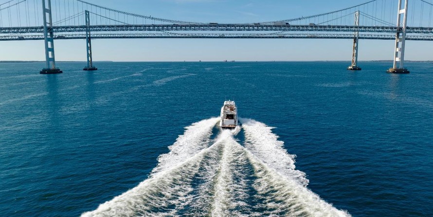 Azimut 50 Fly Galley Up