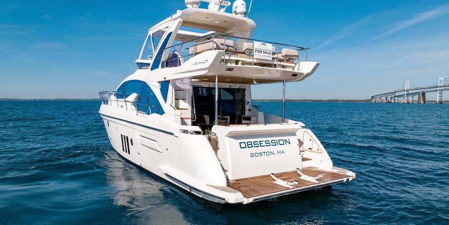 Azimut 50 Fly Galley Up