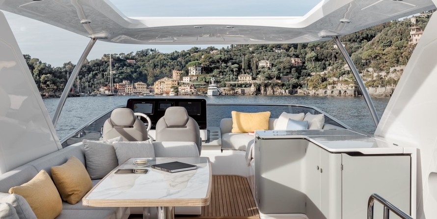 Azimut 60